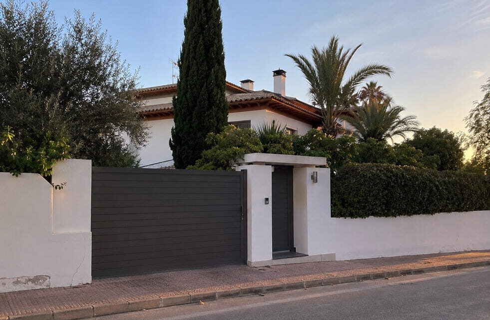 Cerrajeros en La Cañada